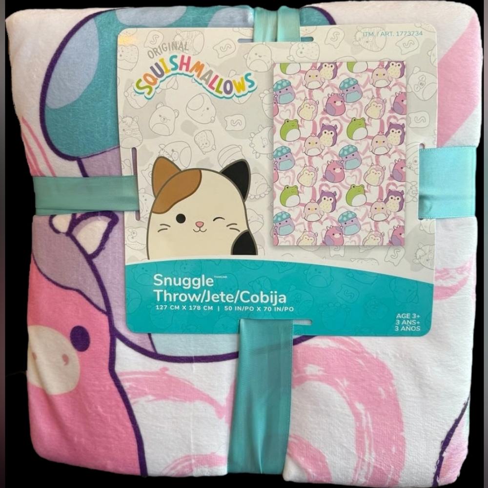 Squishmallows Snuggle Throw - Multicolor